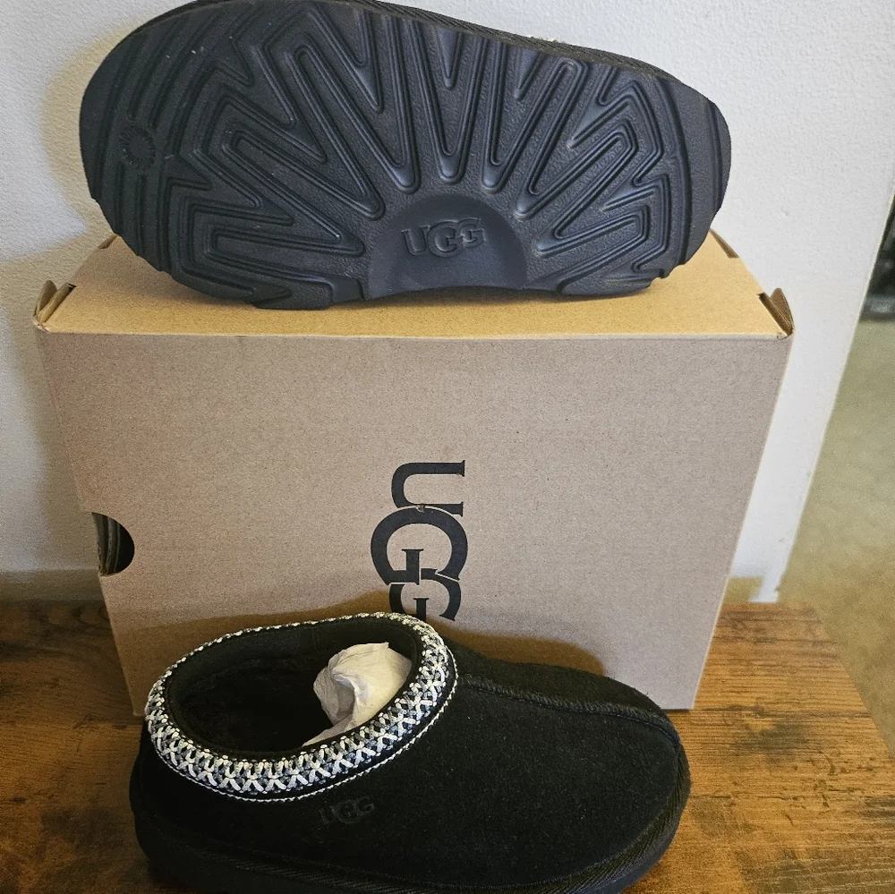 TASMAN UGG TODDLER SIZE 11 - Picture 2 of 2